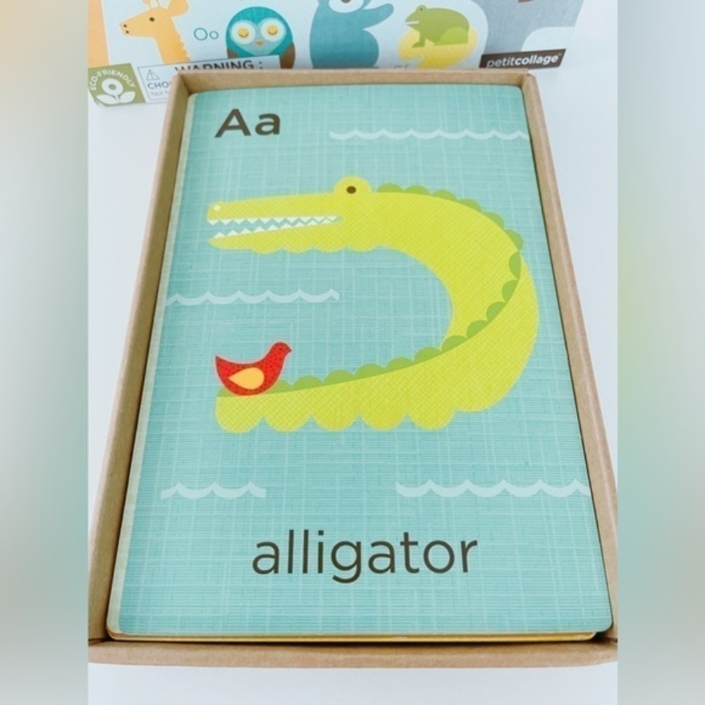 Petit Collage Alphabet A-Z Animals Cards​​​ - Picture 2 of 14